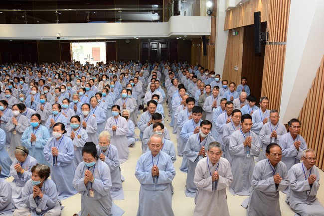 Dharma Talk “Peaceful place to stop ” – The 96th Seven-Day Retreat